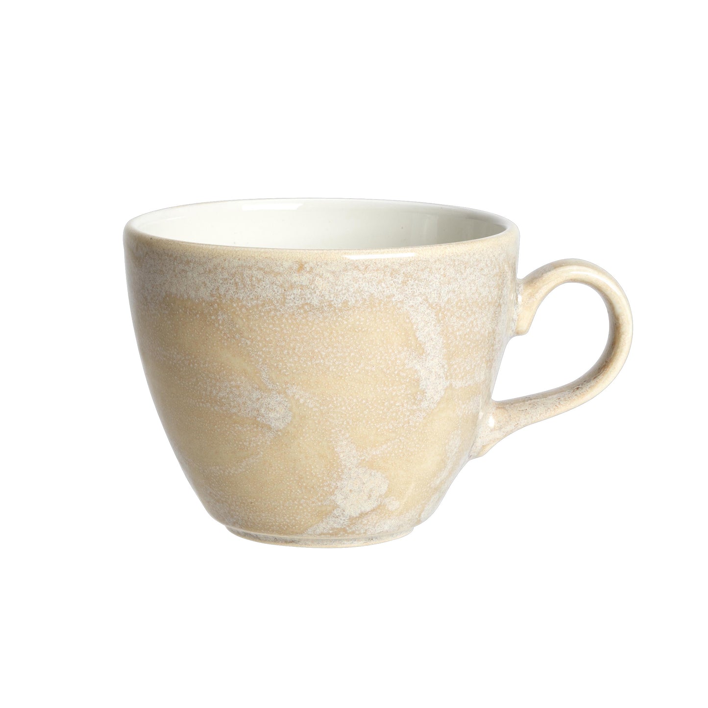 Beige Tasse mit Henkel.