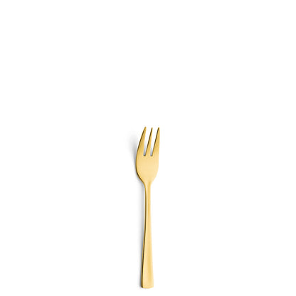 Goldene Gabel auf weißem Hintergrund.