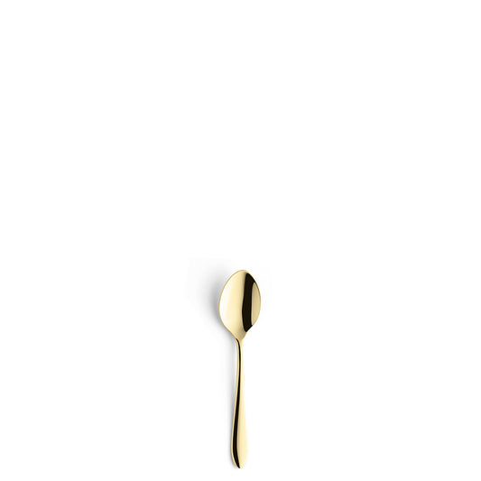 Goldene Löffel auf weißem Hintergrund