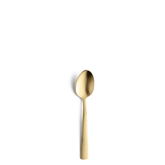 Goldene Löffel auf weißem Hintergrund