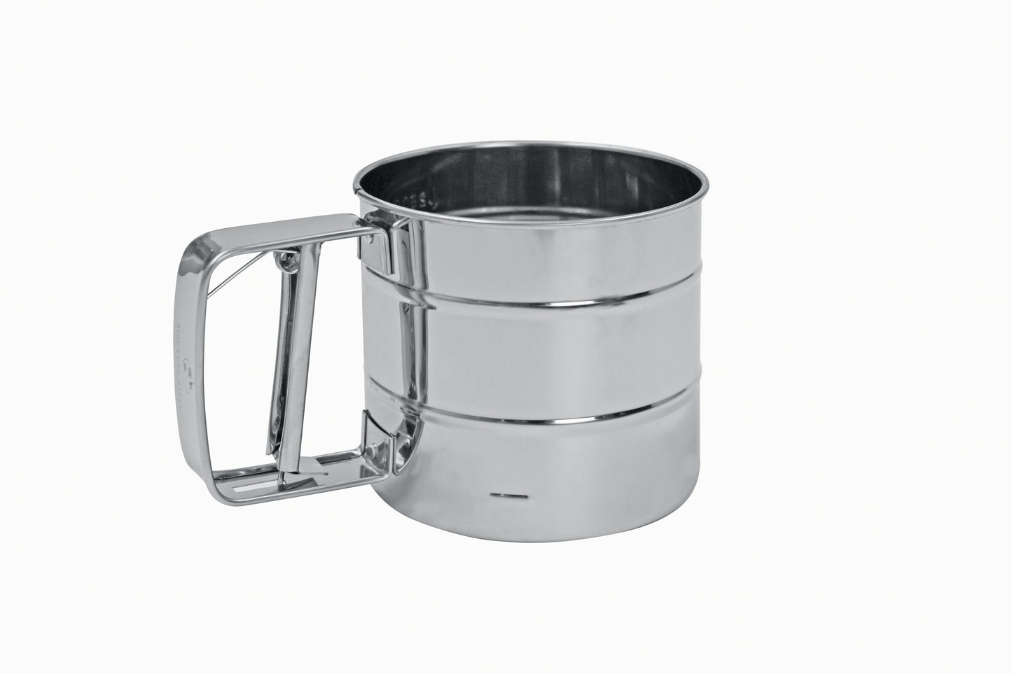 Edelstahl-Mehlmessbecher für Gastronomie.
