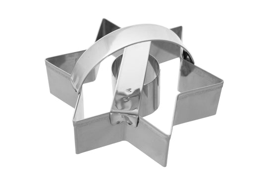 Sternförmiger Ausstecher aus Metall.