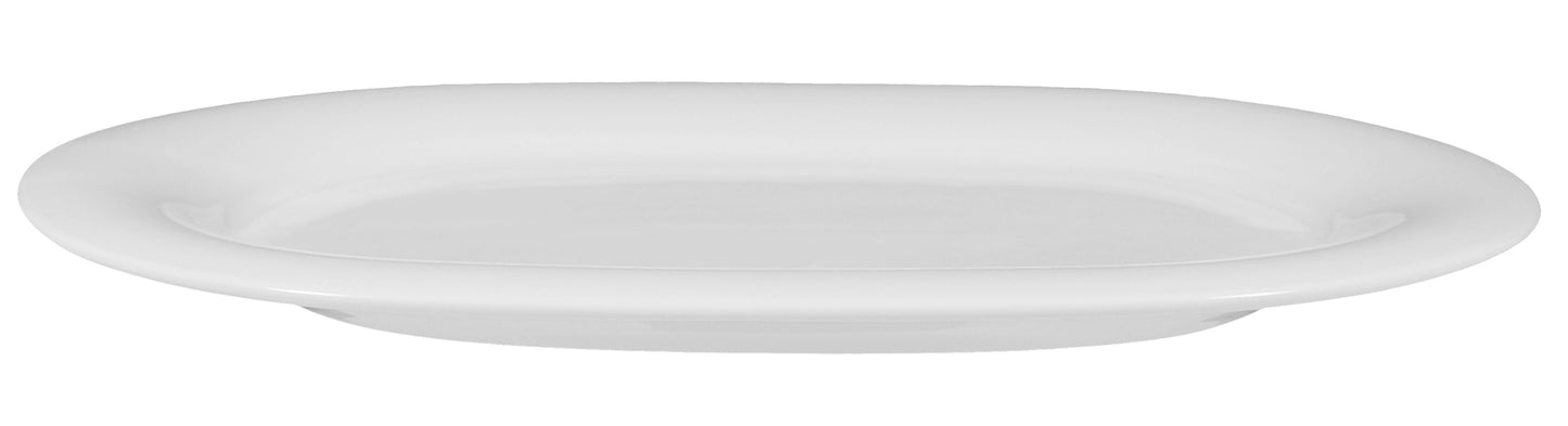 Leerer weißer Porzellanteller, Gastronomiebedarf