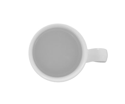 Weiße Kaffeetasse auf weißem Hintergrund