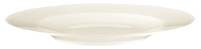 Weißer, leerer Porzellanteller, Gastronomie
