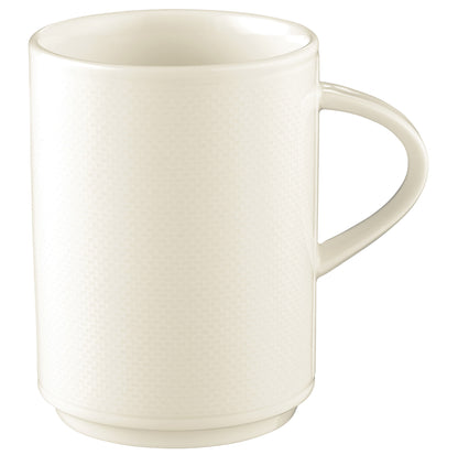Weiße Porzellantasse, schlichtes Design.
