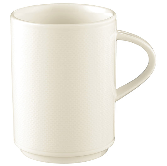Weiße Porzellantasse, schlichtes Design.