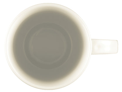 Weiße Porzellantasse, schlichtes Design.