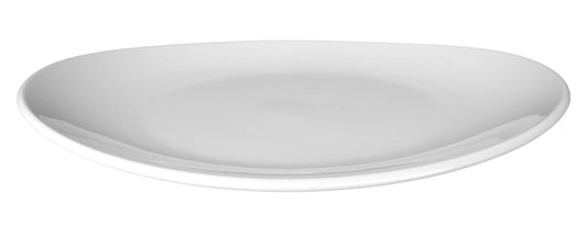 Leere weiße Teller für Gastronomie