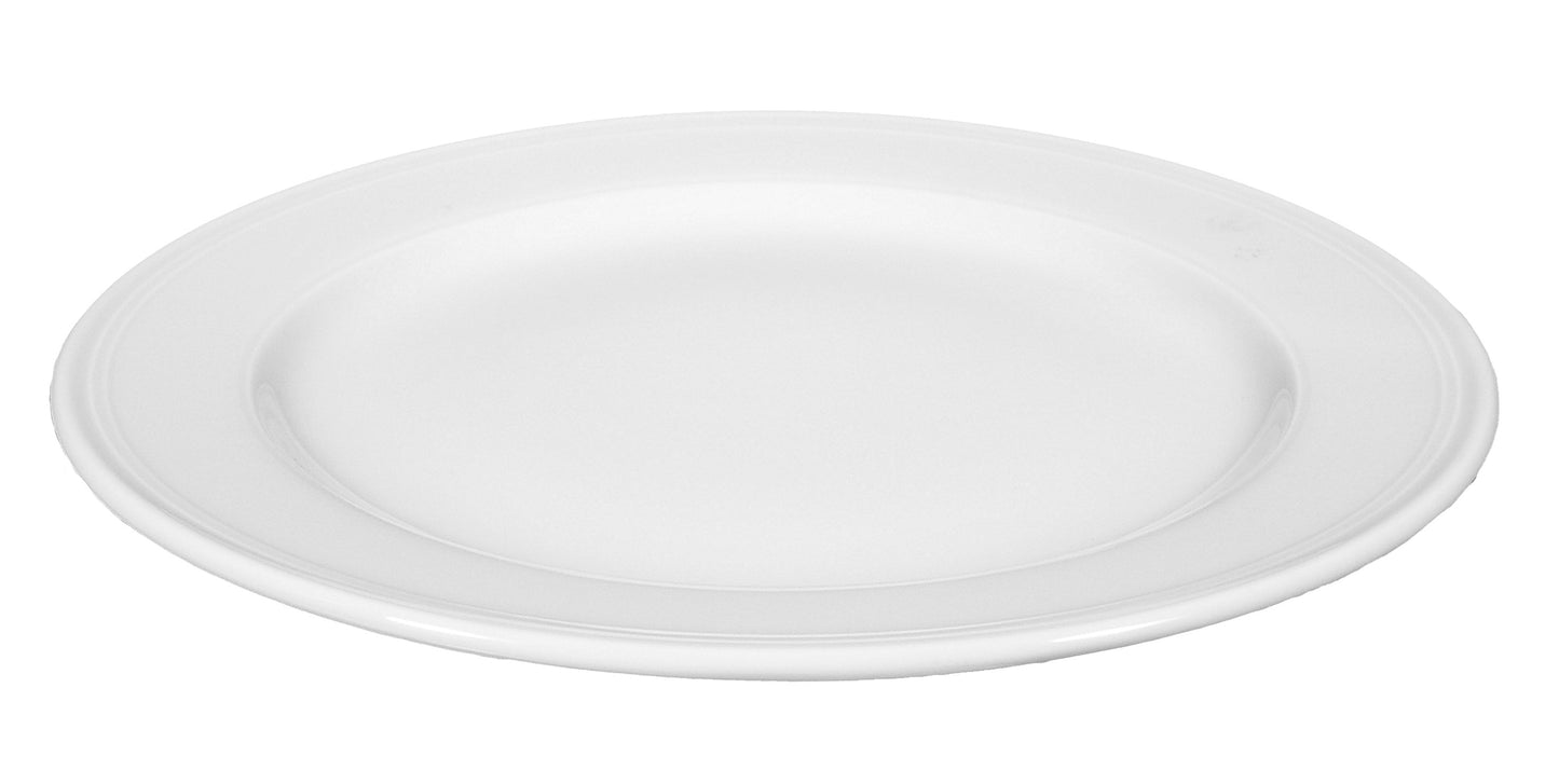 Leerer weißer Porzellanteller, Gastronomie.