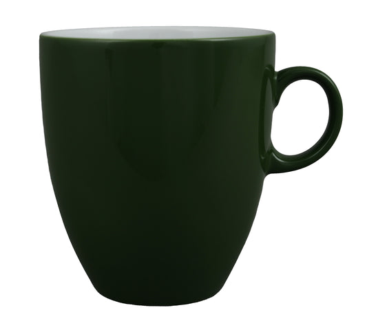 Dunkelgrüne Tasse, schlichtes Design.