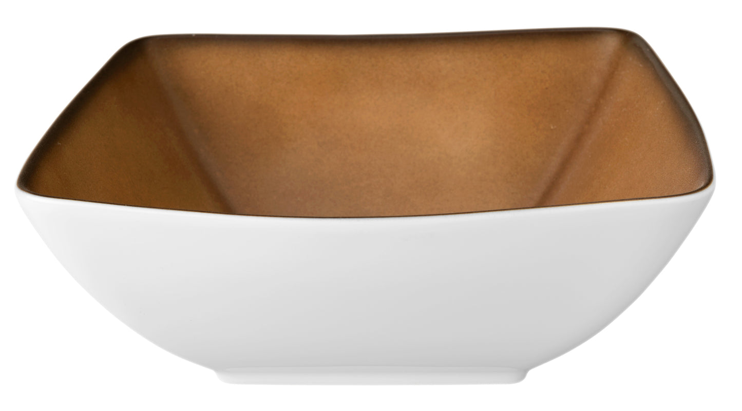 Weiße Schale mit braunem Inneren