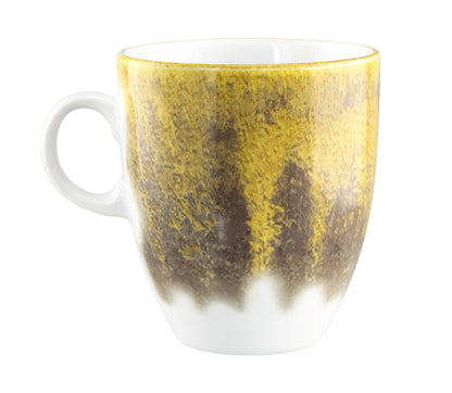 Bunt bedruckte Kaffeetasse, Nahaufnahme