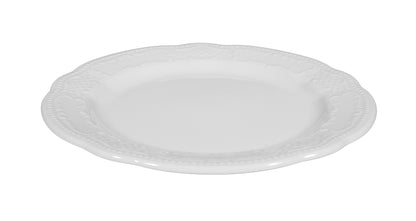 Weiße Speiseteller mit Ornamenten