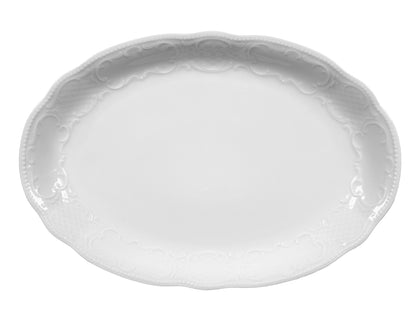 Leerer weißer Porzellanteller, Gastronomie.