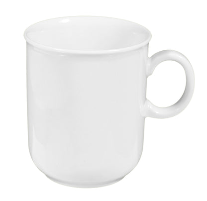 Weiße Kaffeetasse auf weißem Hintergrund