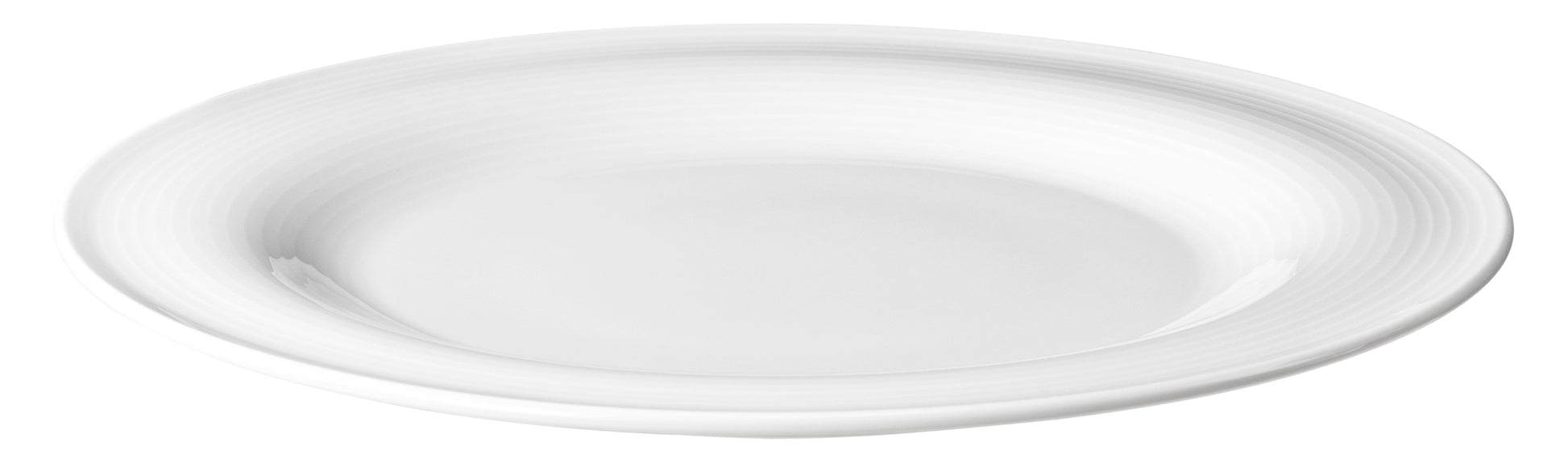 Leere weiße Teller für Gastronomie