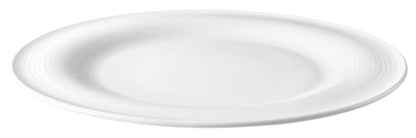 Leere weiße Teller für Gastronomie