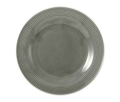 Gedeckter Teller für Gastronomie