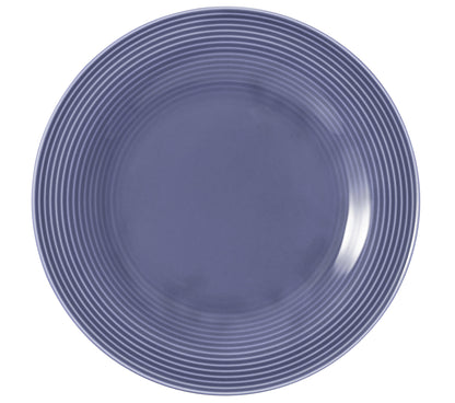 Leere blaue Teller für Gastronomie