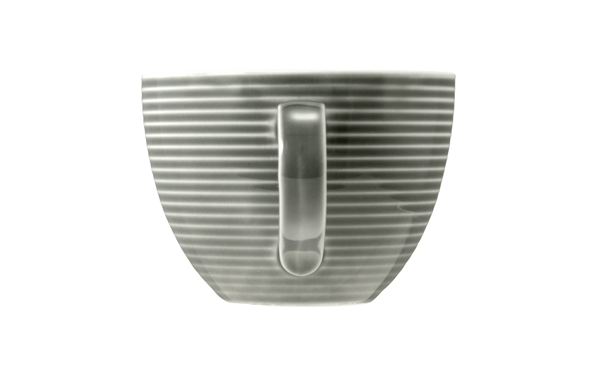 Graue Tasse mit Rillenstruktur