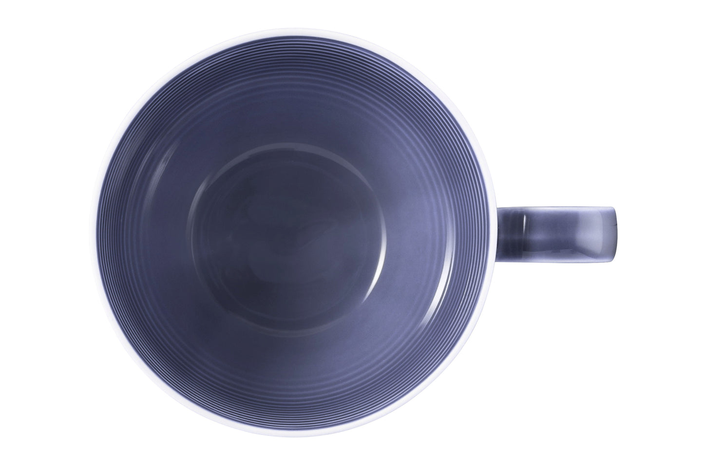 Blaue Kaffeetasse mit Rillenstruktur