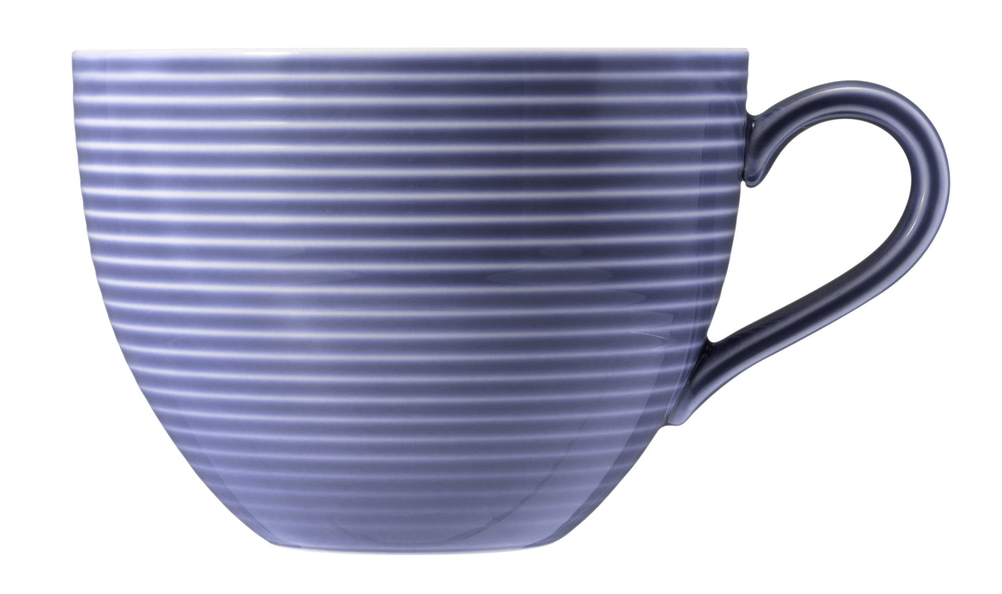 Blaue gerippte Kaffeetasse