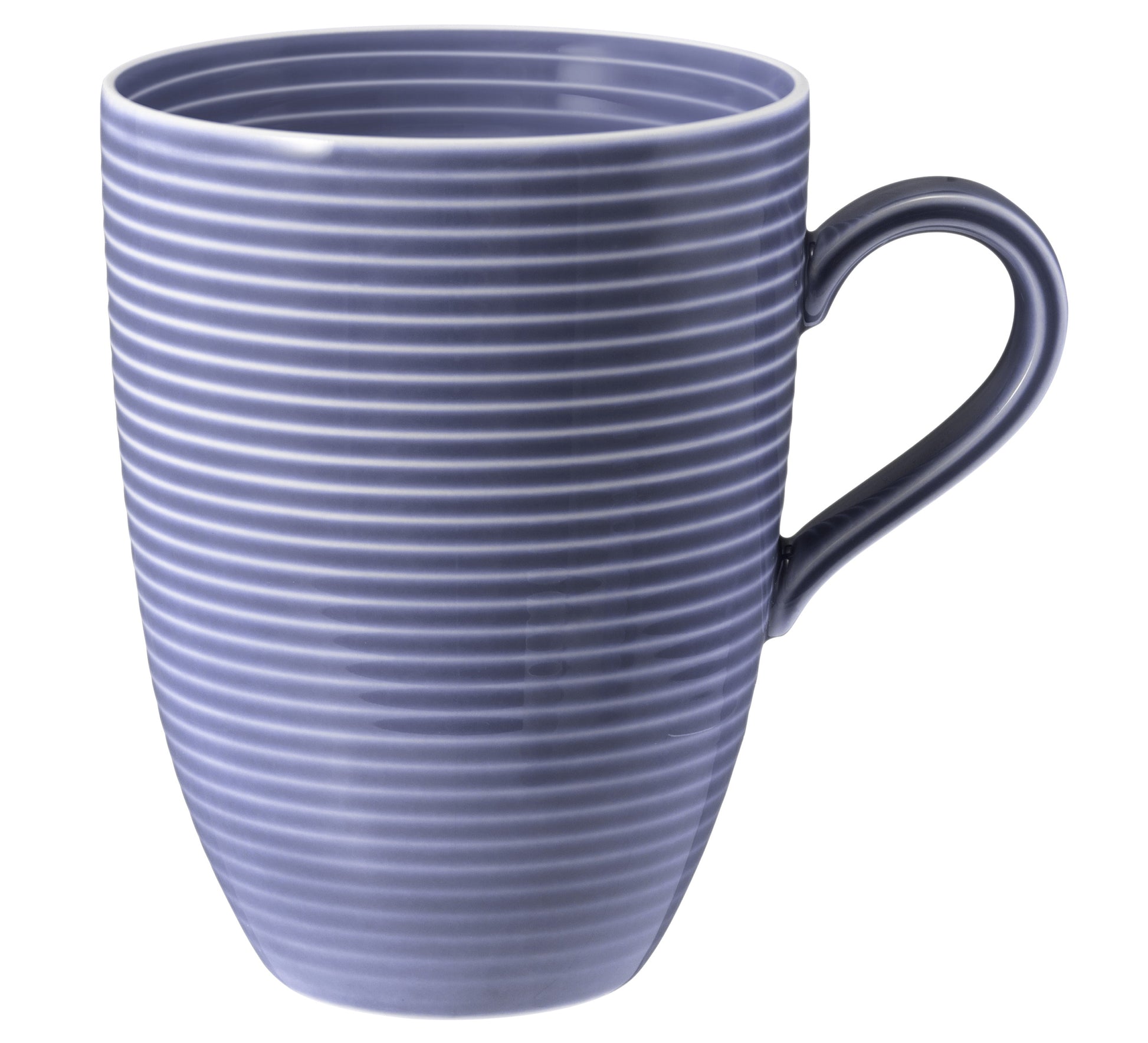 Blaue Kaffeetasse mit Rillenstruktur