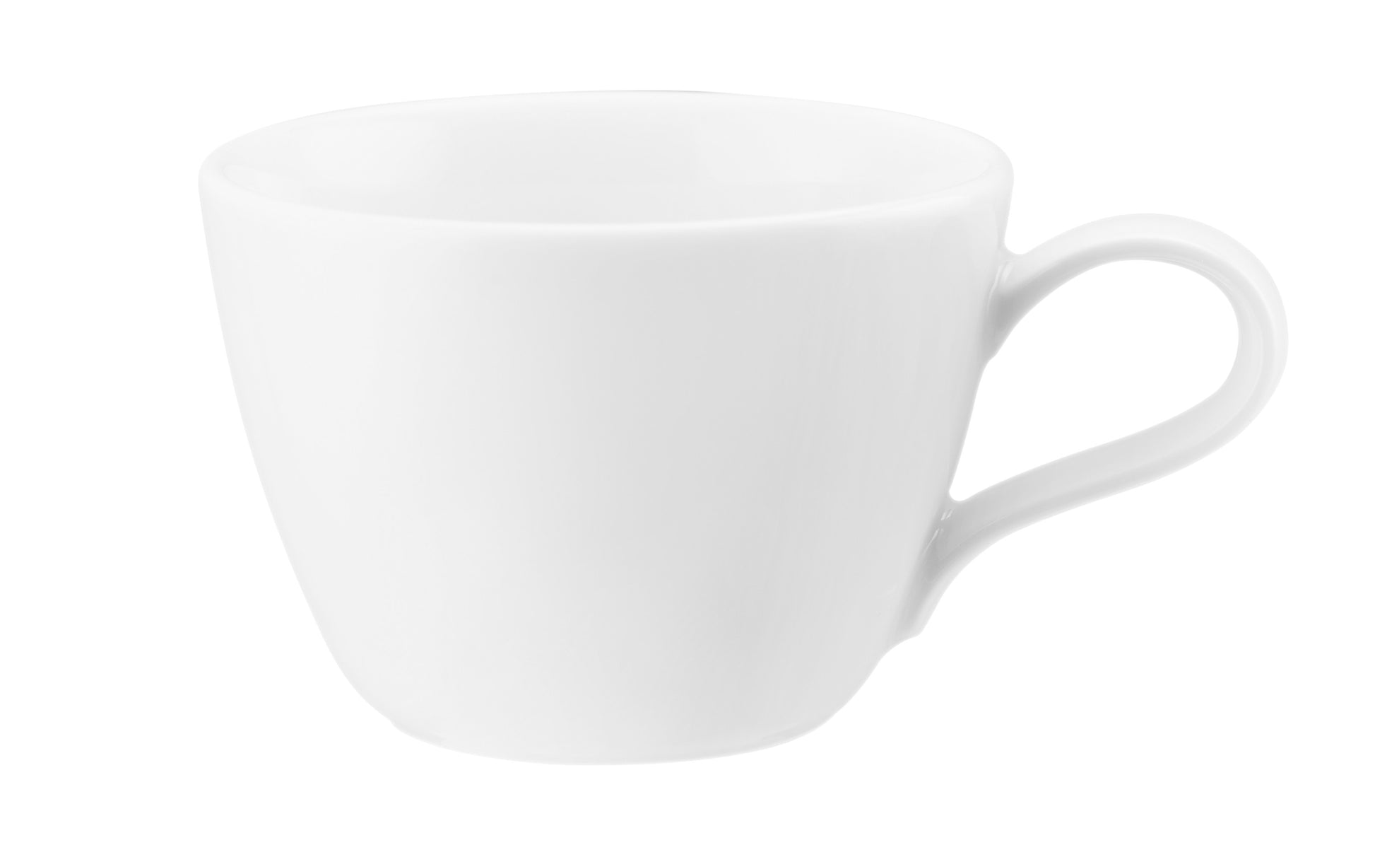 Weiße Kaffeetasse auf weißem Hintergrund