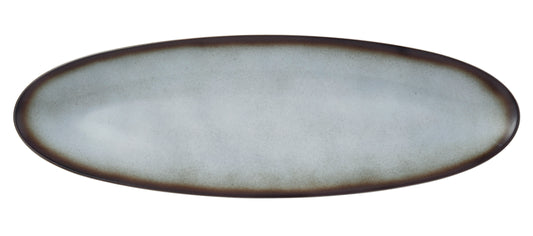 Ovaler, leerer Keramikteller, B2B-Gastronomie.