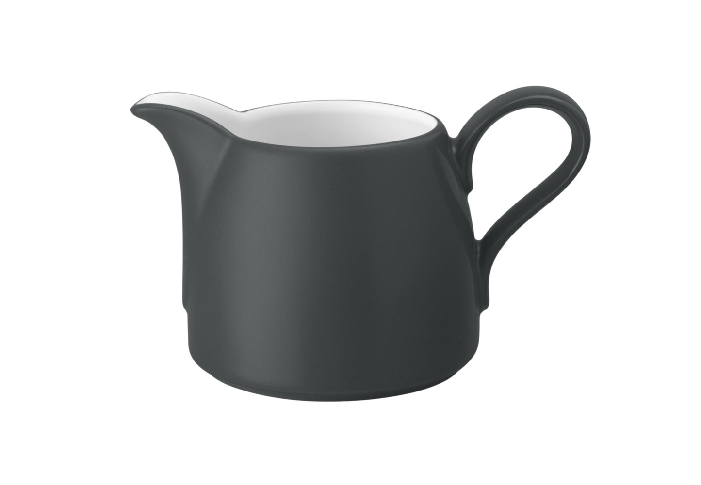 Schwarze Kaffeekanne auf weißem Hintergrund