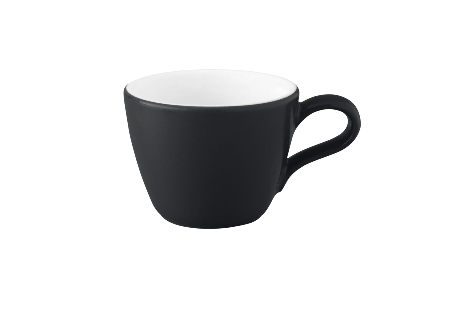 Schwarze Kaffeetasse auf weißem Hintergrund
