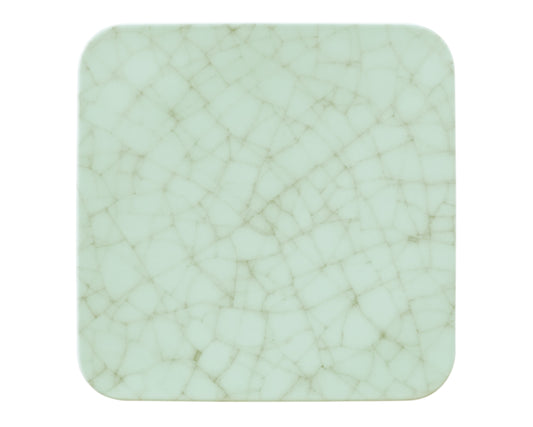 Quadratischer, gemusterter Keramikteller, Nahaufnahme