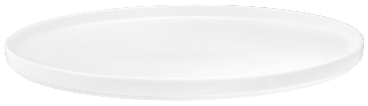 Leere weiße Servierplatte für Gastronomie