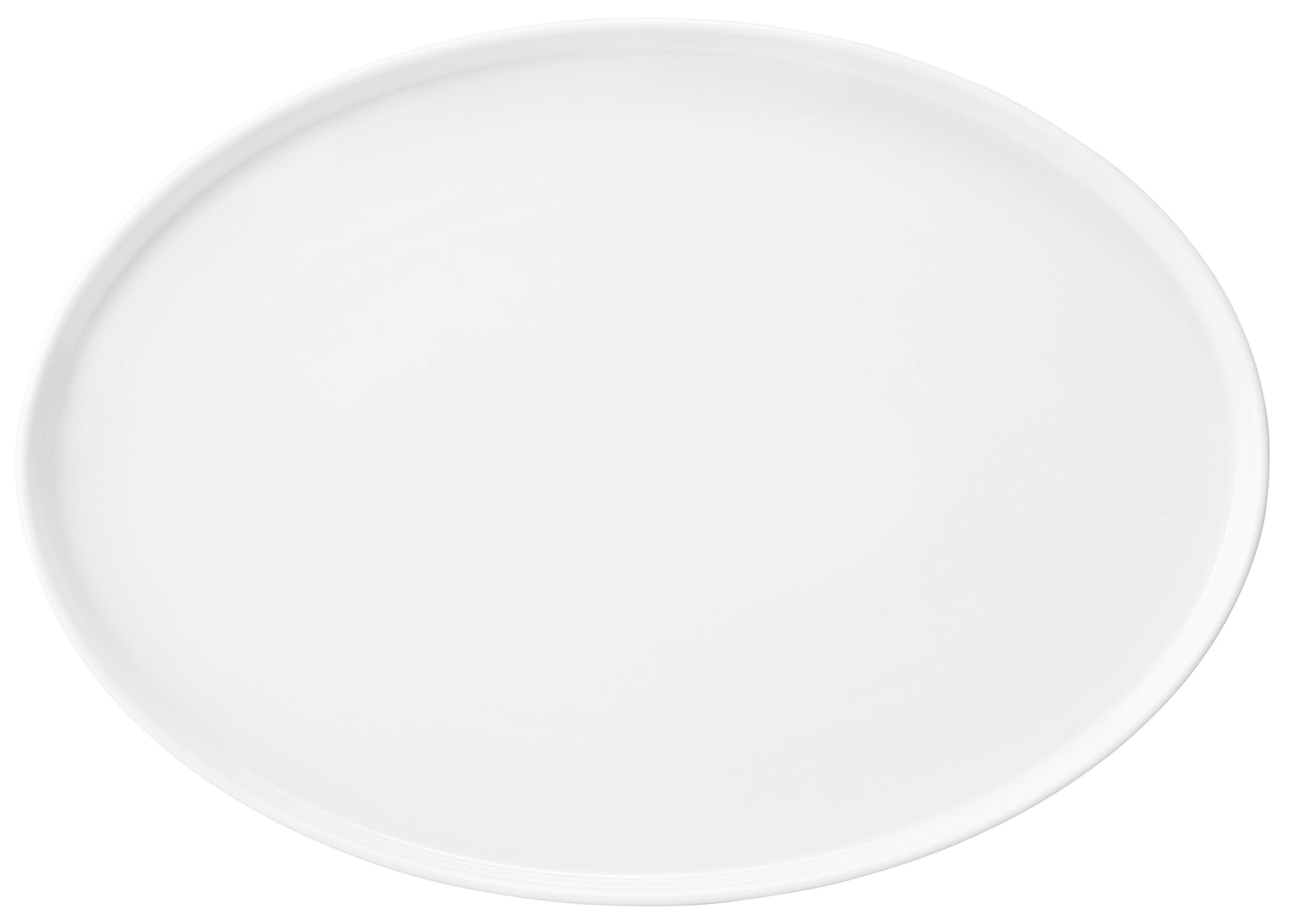 Leere weiße Servierplatte für Gastronomie