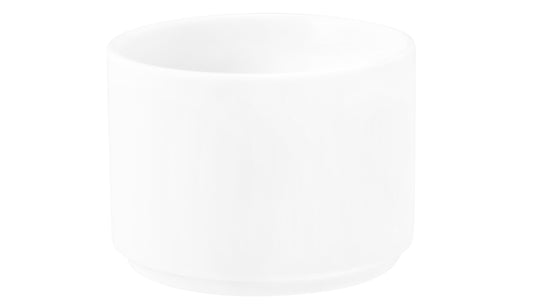 Weiße Tasse auf weißem Hintergrund