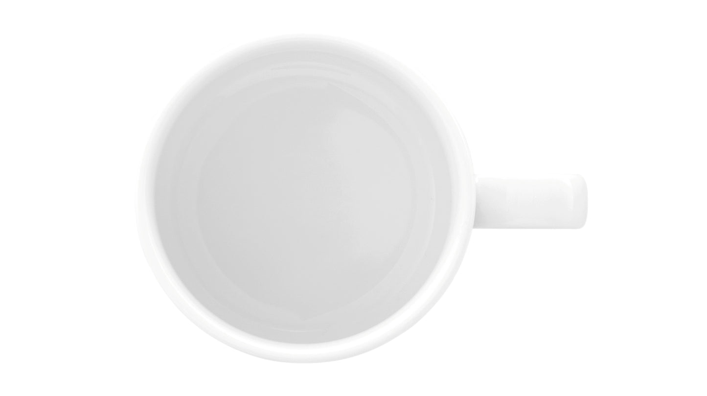 Weiße Kaffeetasse auf weißem Hintergrund