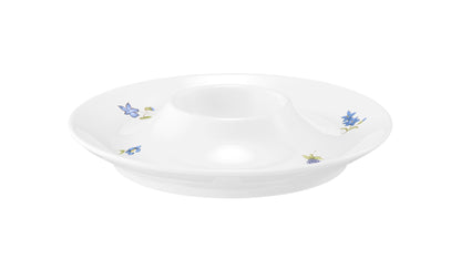 Weißer Porzellanteller mit Blumenmuster