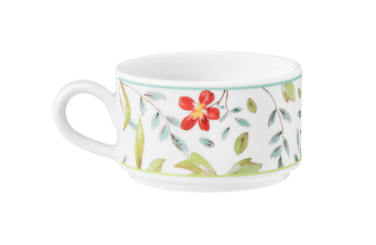 Bunter Teetasse mit Blumenmuster