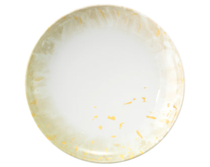 Weiße Schale mit goldenen Akzenten