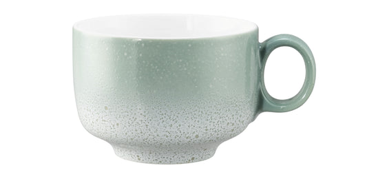 Grüne Keramiktasse mit Henkel