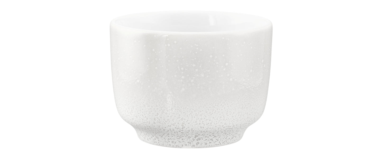 Weiße Keramikschale mit Wasserflecken