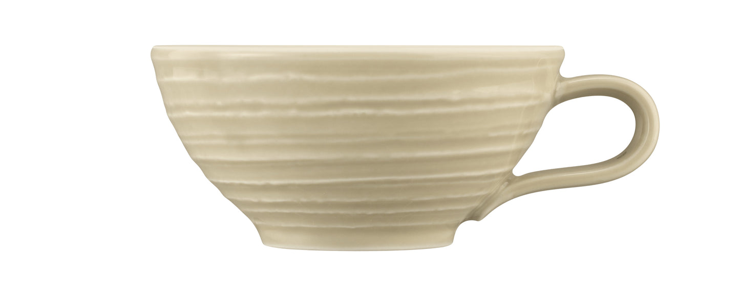 Kaffeetasse auf weißem Hintergrund