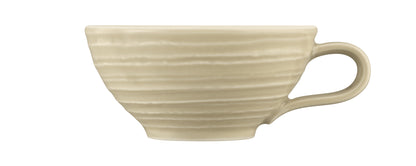 Kaffeetasse auf weißem Hintergrund