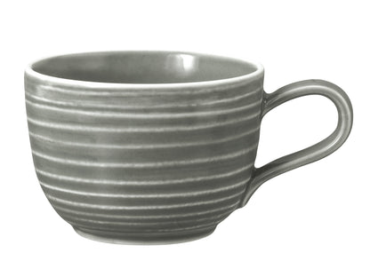 Graue Kaffeetasse mit Rillenstruktur