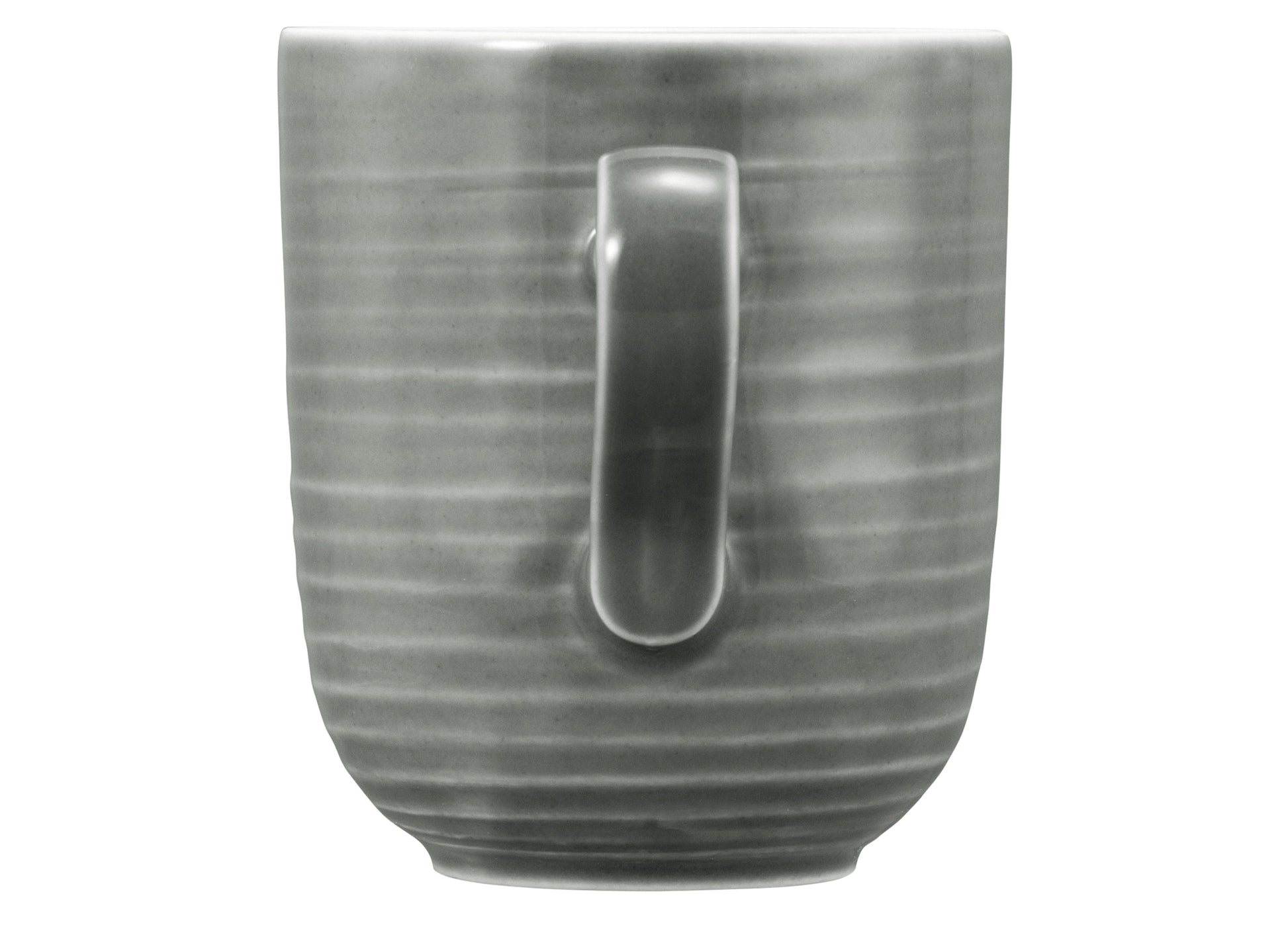 Graue Tasse aus Keramik, leer.