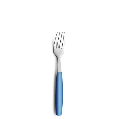 Gabel mit blauem Griff auf weißem Hintergrund.