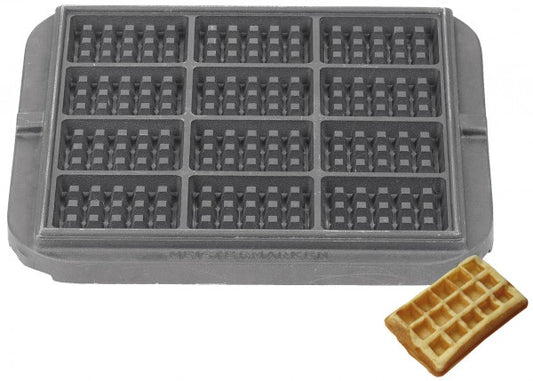 Waffelbackform mit Waffel.