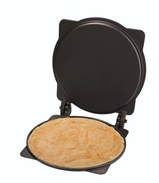 Pfanne mit Teig für Gastronomie.