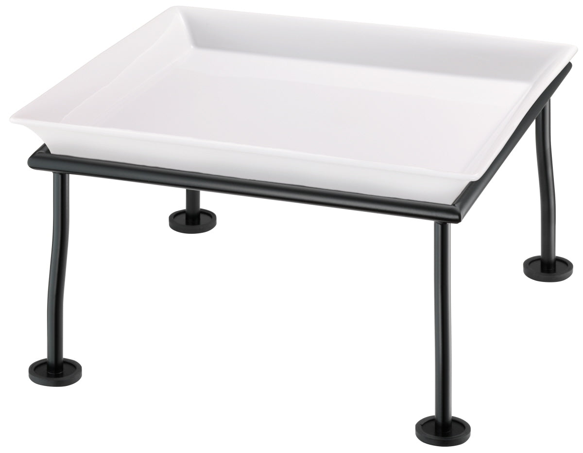 Servierplatte auf Tablettwagen